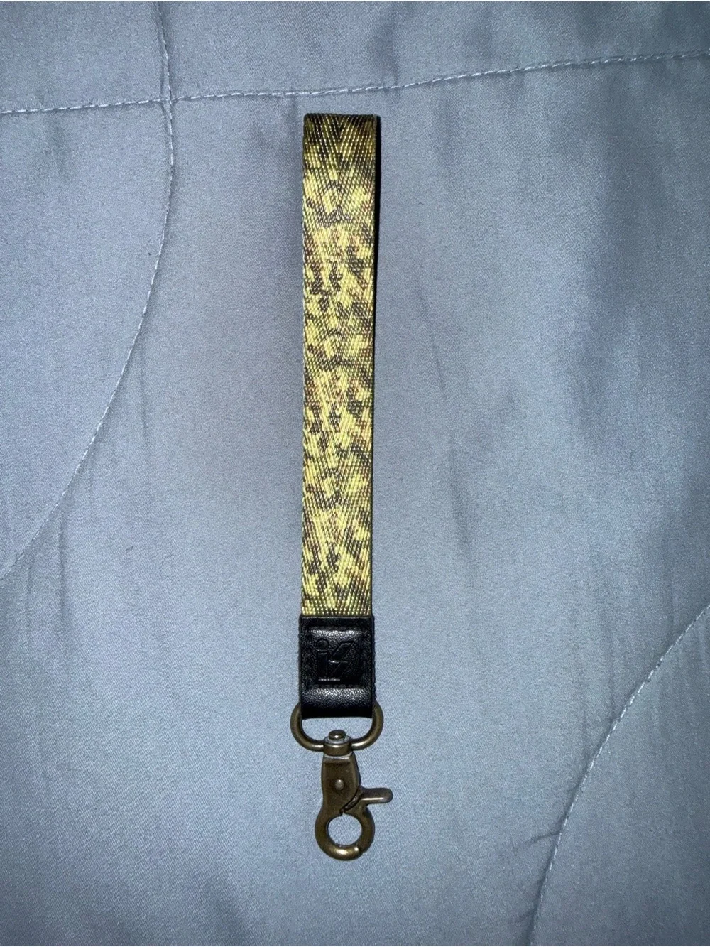 Camo lanyard